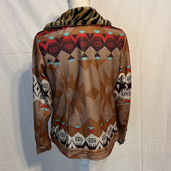 Native American Printed Jacket, Size M - Picture 4 of 6